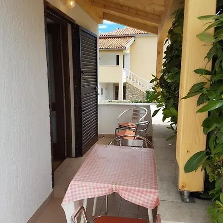 Mila Apartman